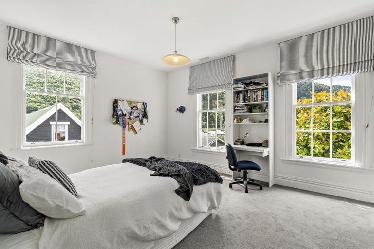 Photo of property in 21 Selwyn Terrace, Thorndon, Wellington, 6011