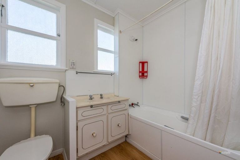 Photo of property in 1258 High Street, Taita, Lower Hutt, 5011