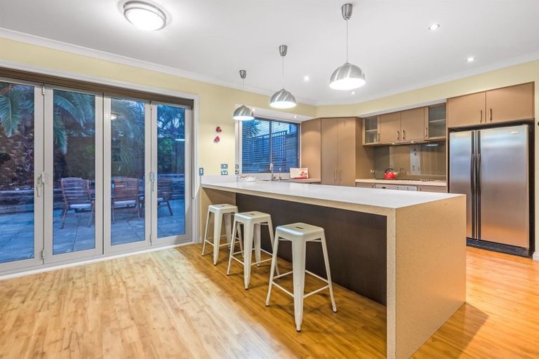 Photo of property in 138 Renown Road, Raumati South, Paraparaumu, 5032