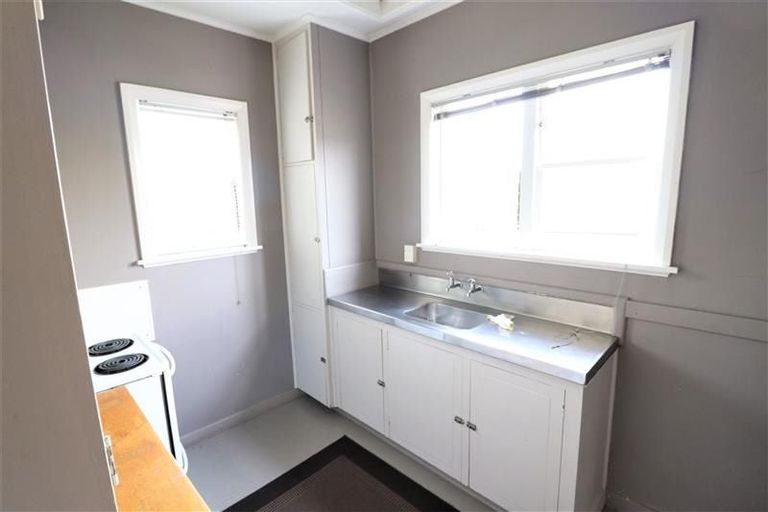 Photo of property in 206 Blenheim Road, Riccarton, Christchurch, 8041