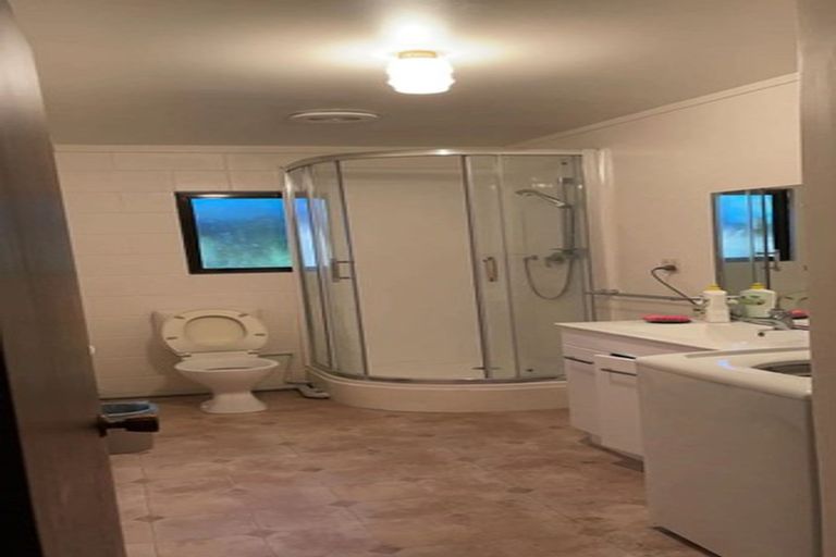 Photo of property in 60 Porritt Avenue, Chatswood, Auckland, 0626