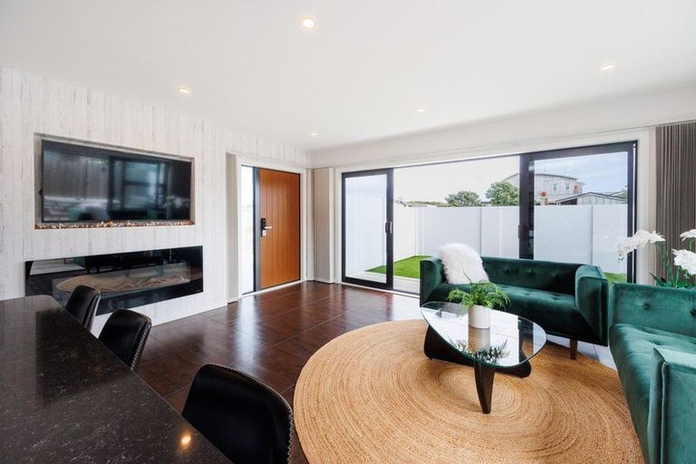 Photo of property in 29a Marine Parade South, Foxton Beach, Foxton, 4815