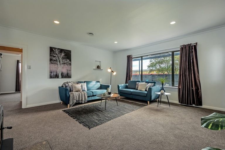 Photo of property in 1014 Tremaine Avenue, Roslyn, Palmerston North, 4414