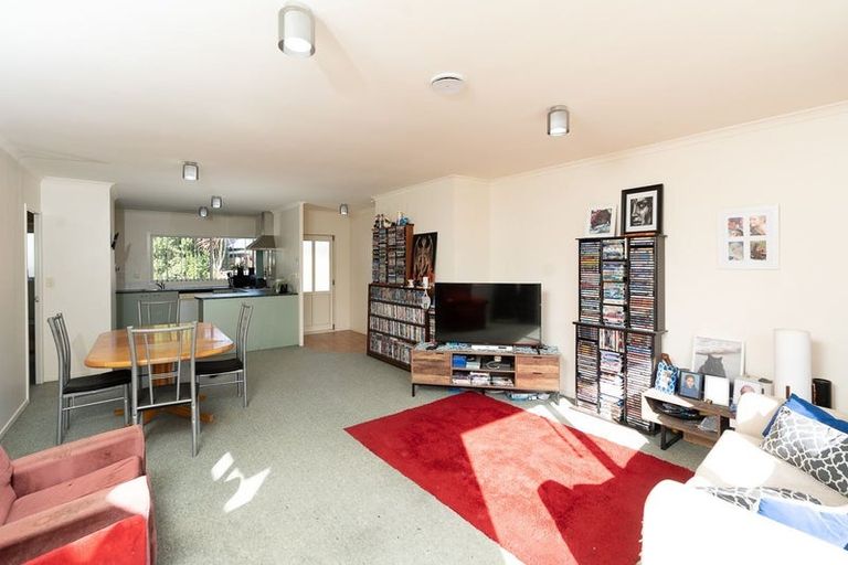 Photo of property in 48 Catalina Drive, Melville, Hamilton, 3206