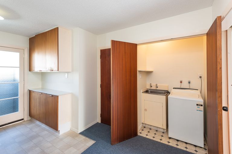 Photo of property in 1/19 Whitmore Street, Edgeware, Christchurch, 8013