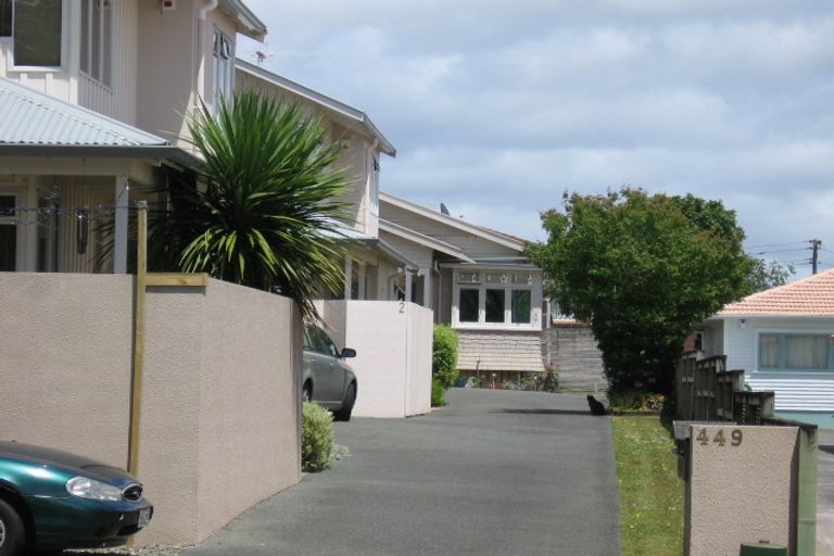 Photo of property in 449b Blockhouse Bay Road, Blockhouse Bay, Auckland, 0600