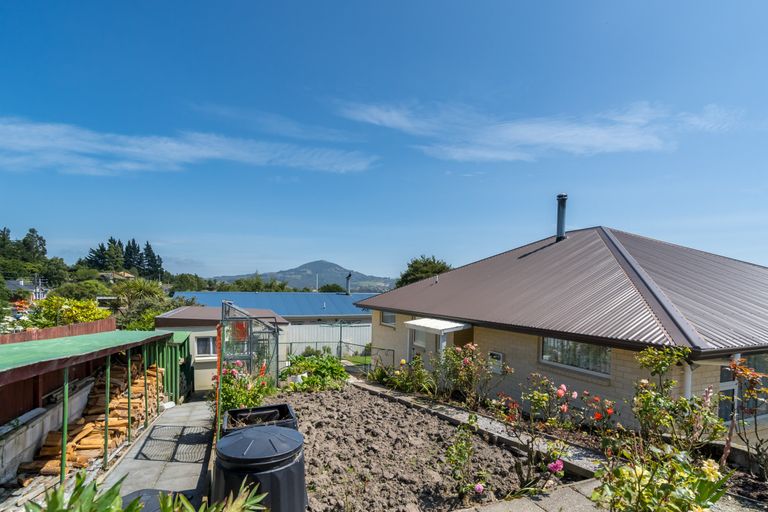 Photo of property in 3 Loudon Street, Green Island, Dunedin, 9018