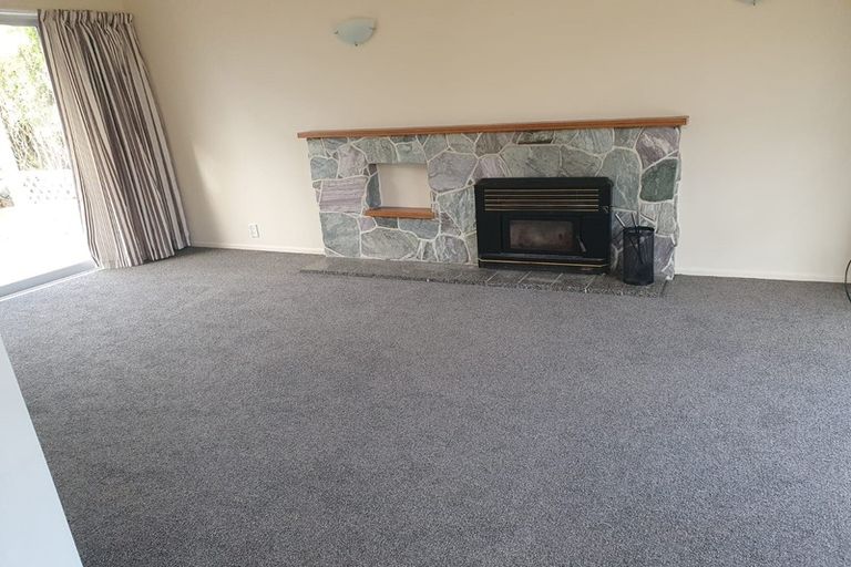 Photo of property in 9a Awatea Avenue, Paraparaumu, 5032