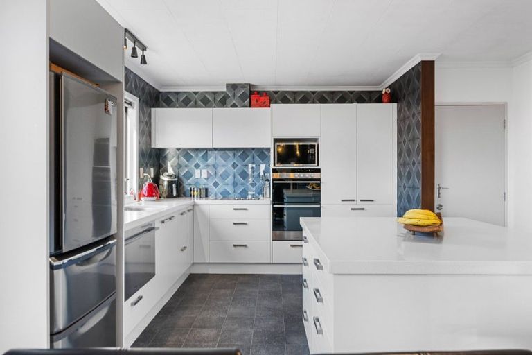 Photo of property in 39 Kamaka Crescent, Bridge Hill, Alexandra, 9320