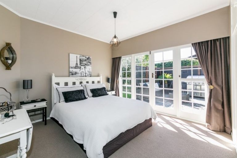 Photo of property in 18 Greenwood Road, Havelock North, 4130