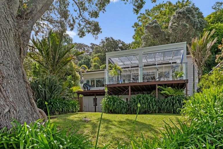 Photo of property in 59 Pohutukawa Avenue, Shelly Park, Auckland, 2014