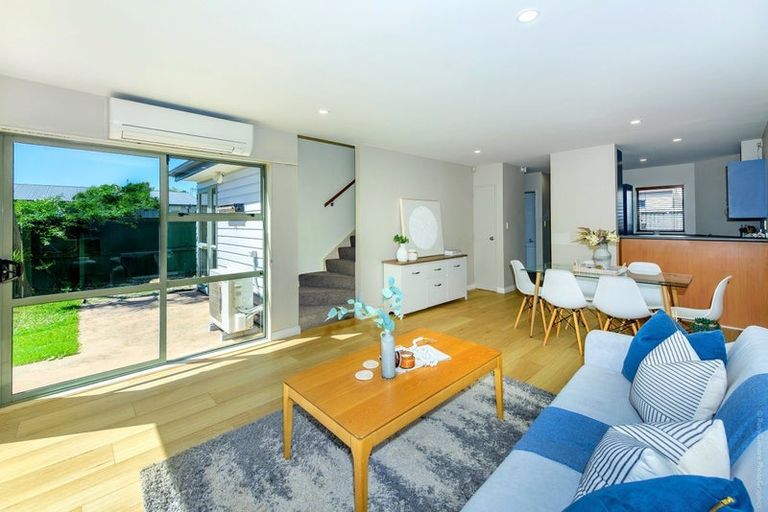 Photo of property in 1/105 Barbour Street, Waltham, Christchurch, 8011