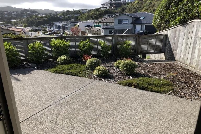 Photo of property in 1 Boronia Grove, Maungaraki, Lower Hutt, 5010