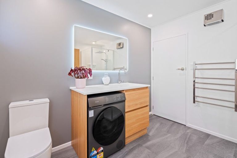 Photo of property in 49 Peel Street, Lawrence, 9532