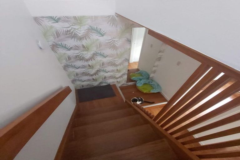 Photo of property in 2/249 Muritai Road, Eastbourne, Lower Hutt, 5013