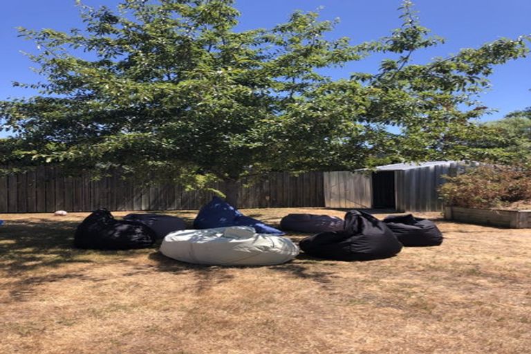 Photo of property in 24 Frye Crescent, Albert Town, Wanaka, 9305