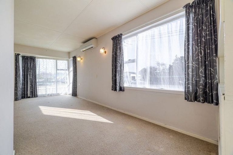 Photo of property in 2 Virginia Crescent, Feilding, 4702