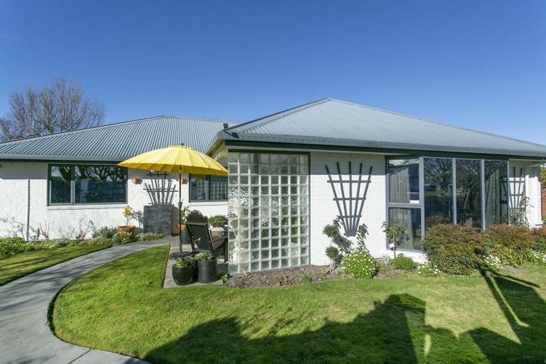 Photo of property in 21 Mona Square, Ashburton, 7700