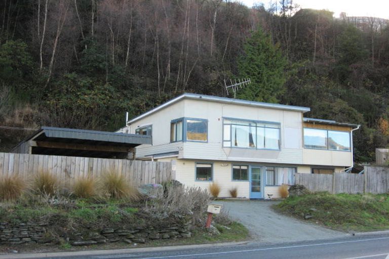 Photo of property in 260 Frankton Road, Queenstown, 9300