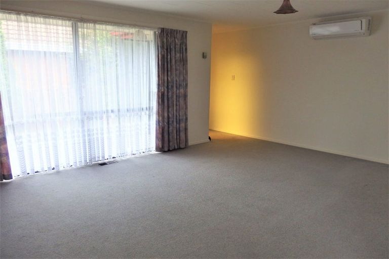 Photo of property in 1-2/11a Roxburgh Street, Glenwood, Timaru, 7910