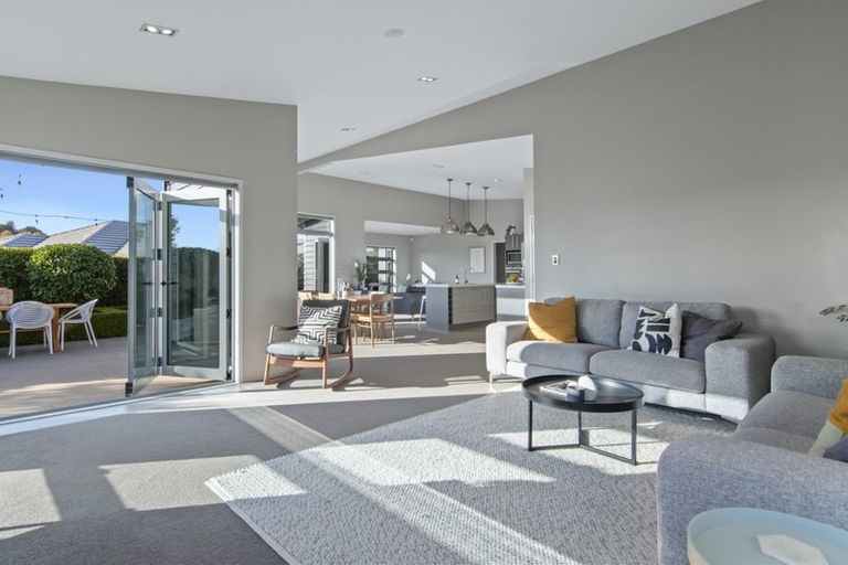 Photo of property in 132 Rowesdale Drive, Ohauiti, Tauranga, 3112