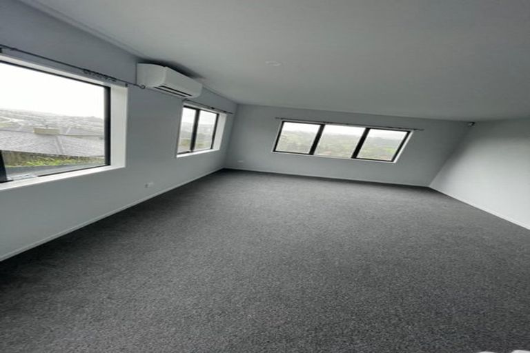 Photo of property in 262a Sturges Road, Henderson, Auckland, 0612