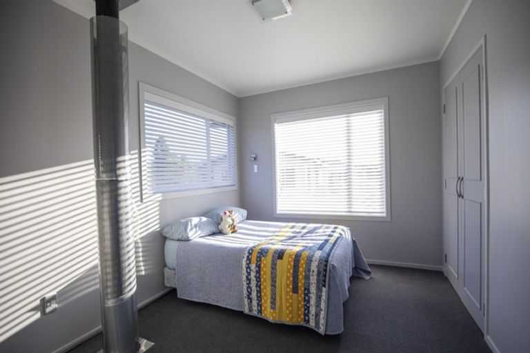 Photo of property in 3 Nihinihi Avenue, Raglan, 3225