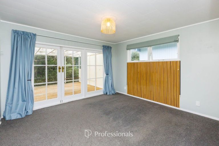 Photo of property in 27 Ngahere Street, Stokes Valley, Lower Hutt, 5019