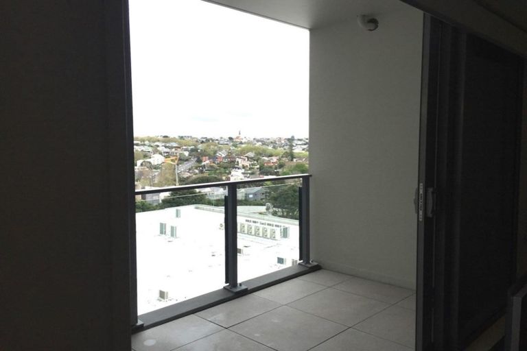 Photo of property in 27 Union Road, Howick, Auckland, 2014
