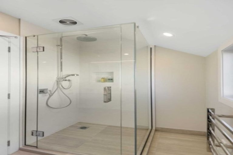 Photo of property in 3/10 Stoneyhurst Street, St Albans, Christchurch, 8014