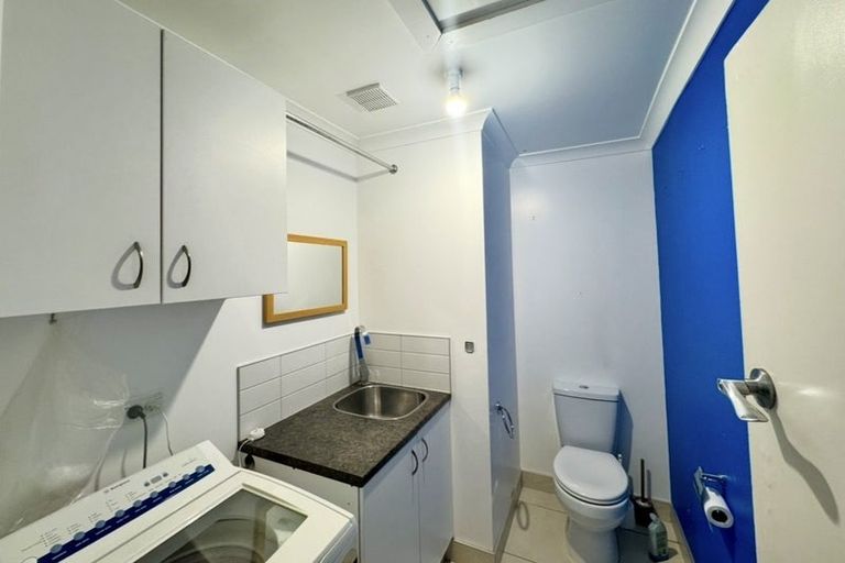 Photo of property in 11 Saint Albans Avenue, Hokowhitu, Palmerston North, 4410