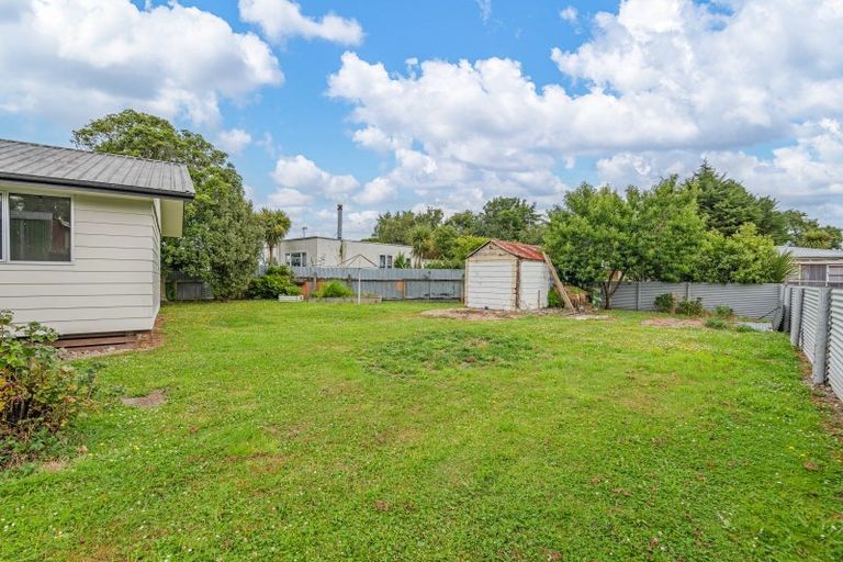 Photo of property in 21 Cambridge Street, Pahiatua, 4910