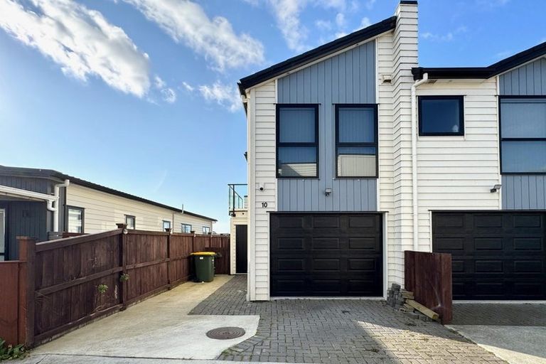 Photo of property in 10 Bliss Court, Takanini, 2110