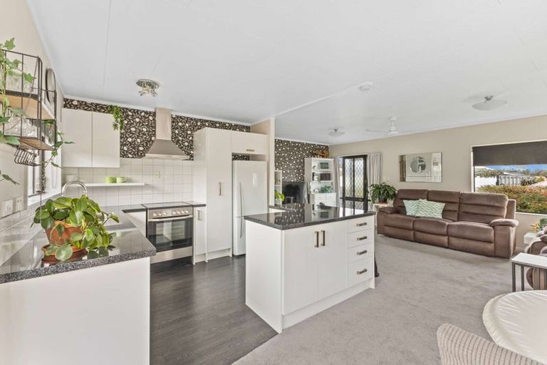 Photo of property in 219/1 Coronation Avenue, Welbourn, New Plymouth, 4310