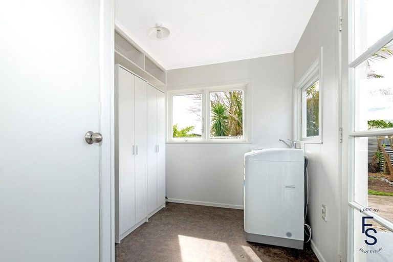 Photo of property in 6 Duke Street, Tamarau, Gisborne, 4010