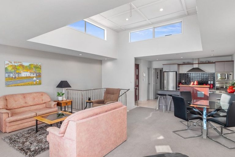 Photo of property in 5/29 Third Avenue, Tauranga, 3110