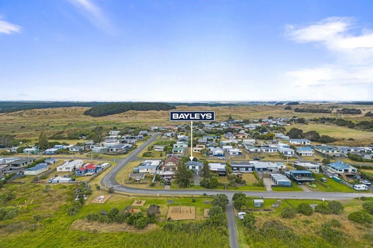 Photo of property in 30 Rapaki Street, Koitiata, Whanganui, 4581