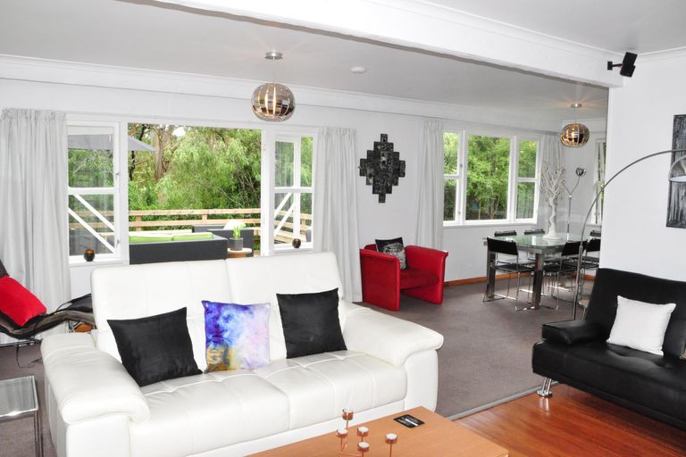 Photo of property in 418 Pahiatua Aokautere Road, Aokautere, Palmerston North, 4471