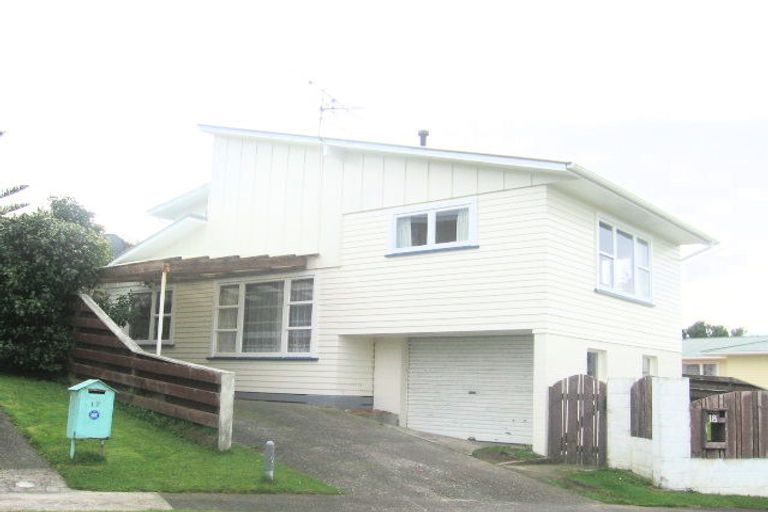 Photo of property in 18 Cherry Blossom Grove, Maungaraki, Lower Hutt, 5010