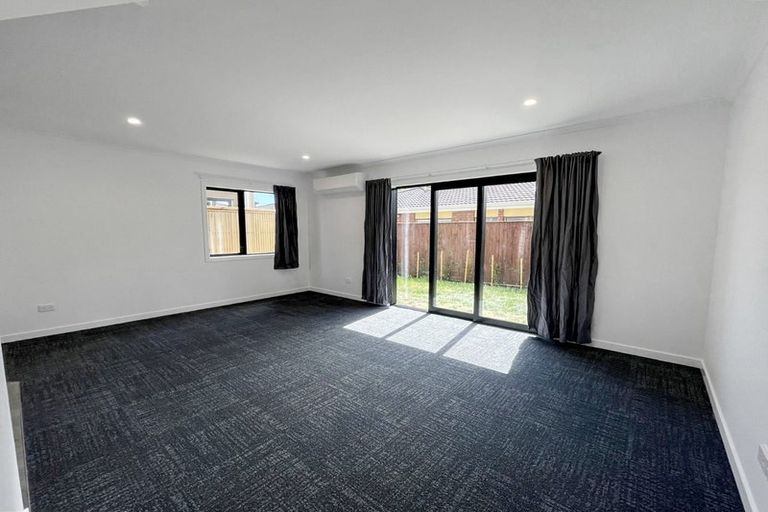 Photo of property in 85c Pitt Street, Palmerston North, 4410