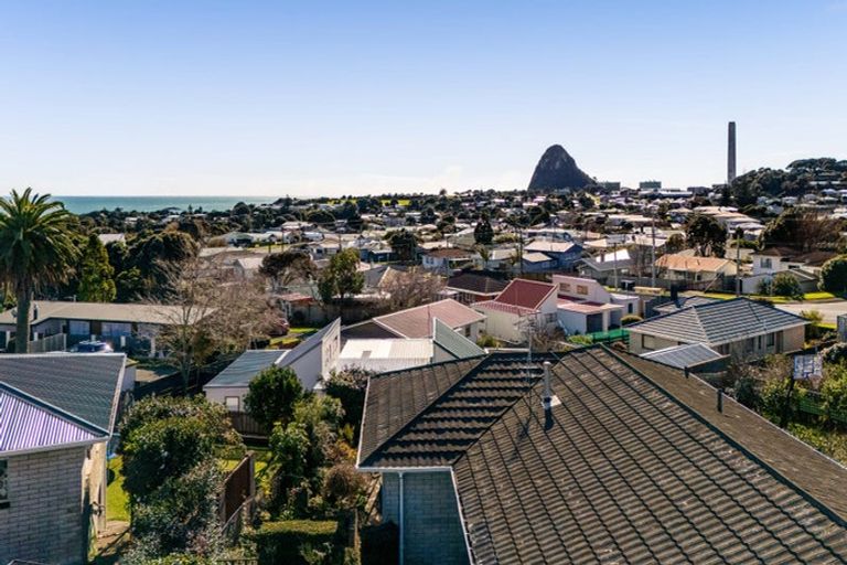 Photo of property in 6 Norwich Avenue, Spotswood, New Plymouth, 4310