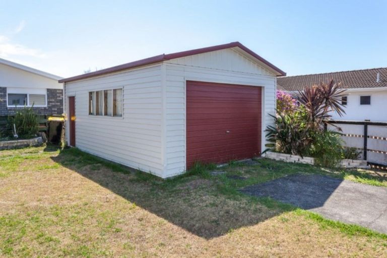 Photo of property in 500b Port Road, Whangamata, 3620