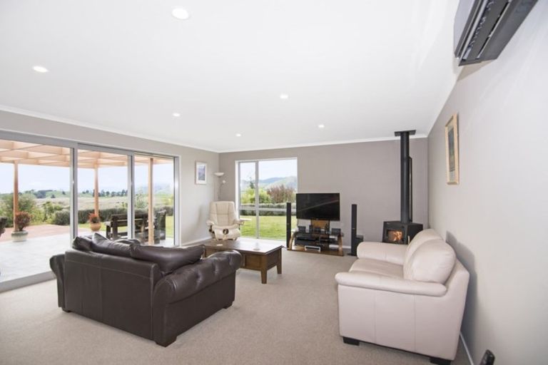 Photo of property in 6 Money More Place, Wakefield, 7095