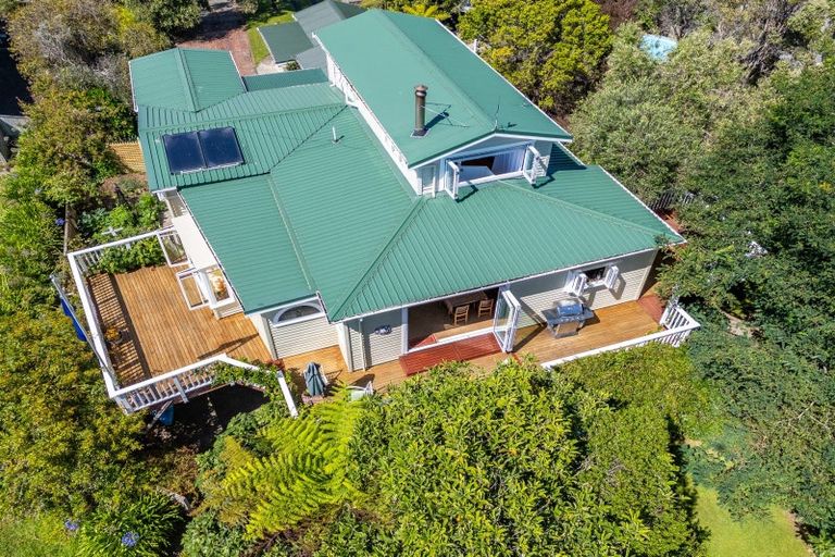 Photo of property in 17 Makora Road, Otaihanga, Paraparaumu, 5036