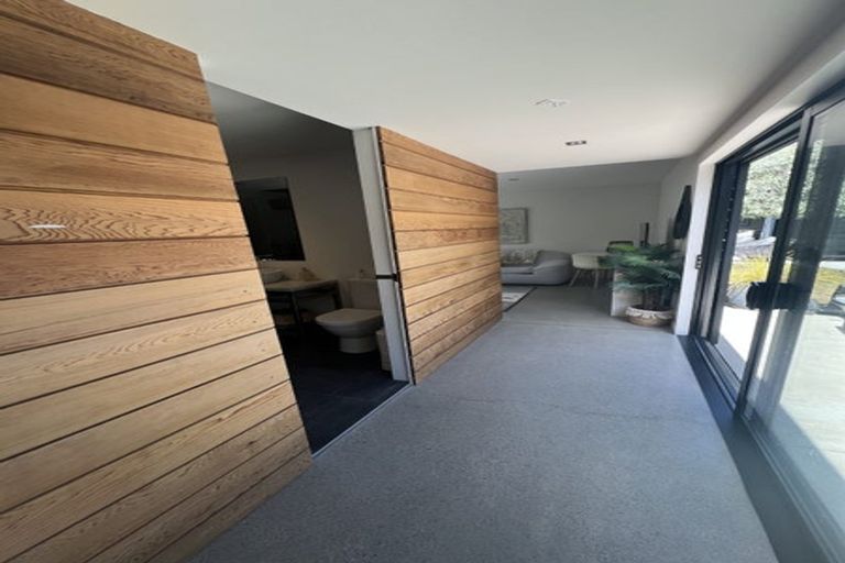 Photo of property in 1 Larkins Way, Arthurs Point, Queenstown, 9371