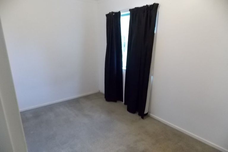 Photo of property in 90 Percy Dyett Drive, Karori, Wellington, 6012