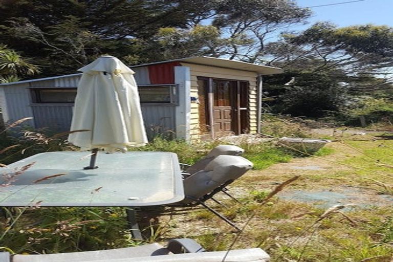 Photo of property in 1342 Coast Road, Toko Mouth, Milton, 9292