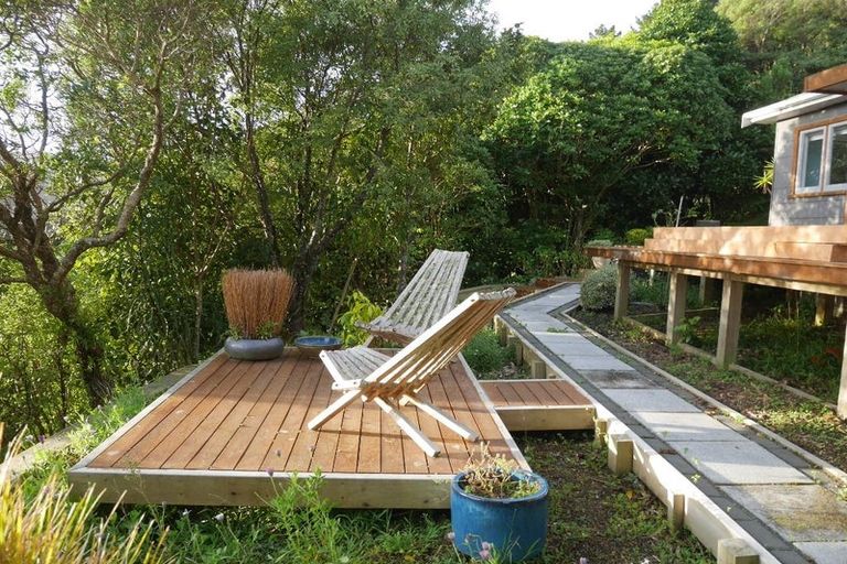 Photo of property in 82 Cluny Road, Plimmerton, Porirua, 5026