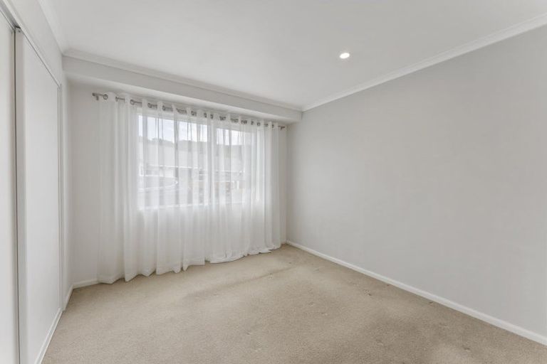 Photo of property in 14 Millwood Place, Silverstream, Upper Hutt, 5019