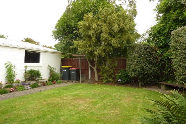 Photo of property in 2/103 Teesdale Street, Burnside, Christchurch, 8053
